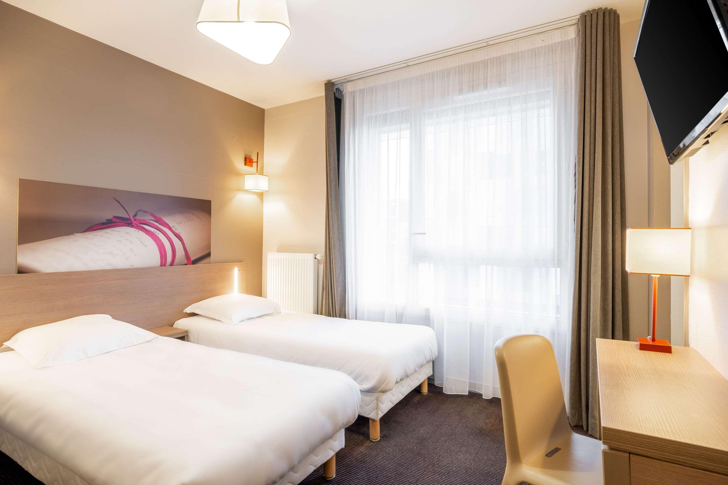 Nehô Porte De Genève Hotel 3*